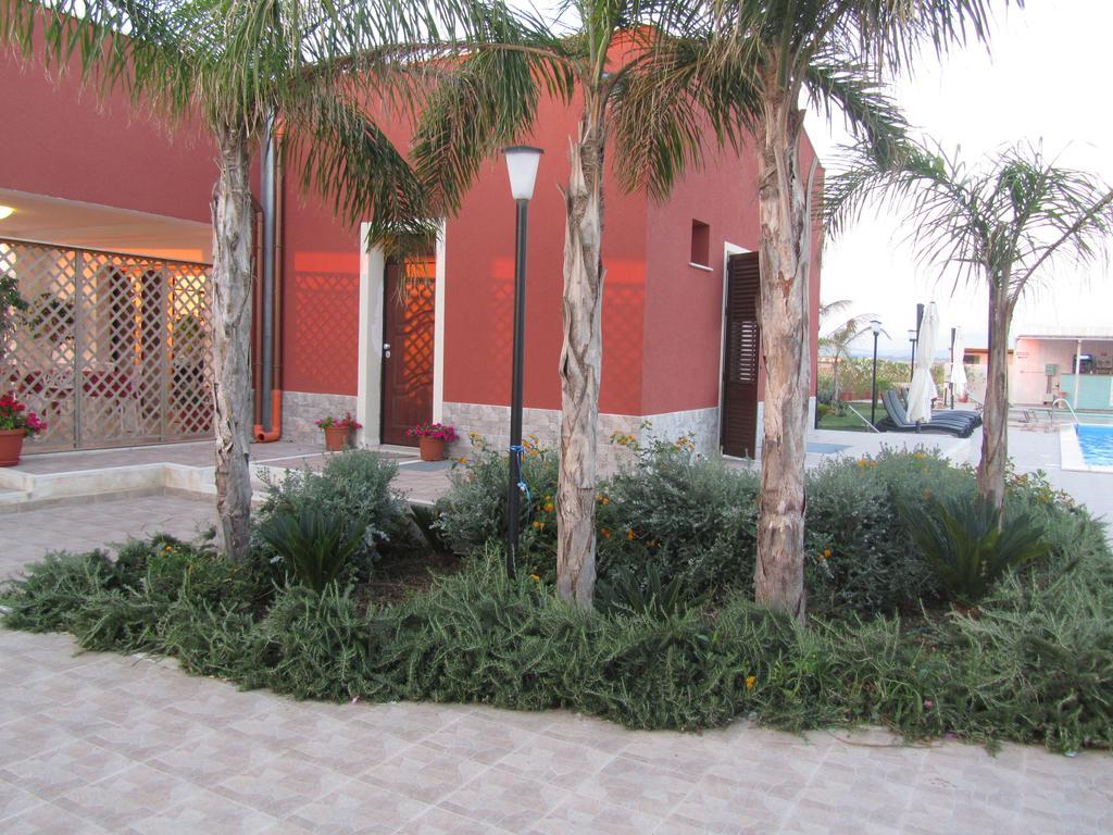 Bed and Breakfast L'Isola Del Sale Trapani Exterior foto