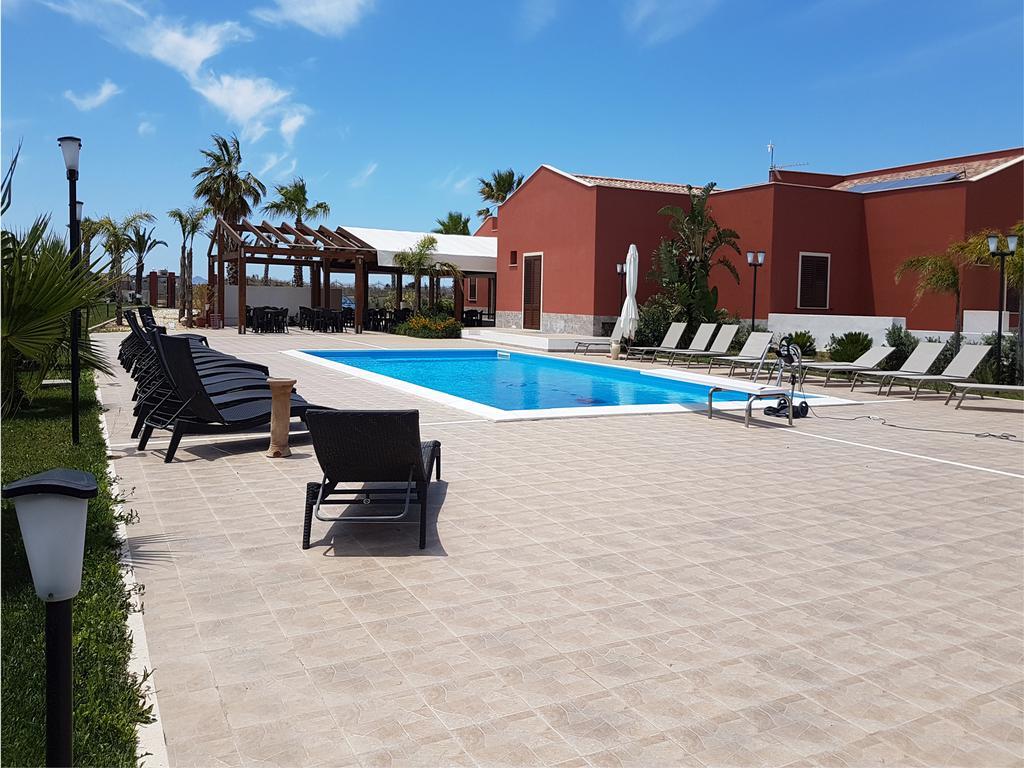 Bed and Breakfast L'Isola Del Sale Trapani Exterior foto